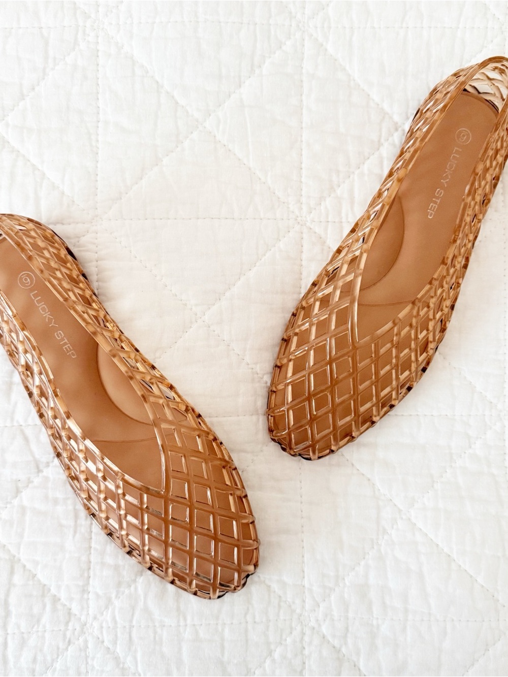 NEW Lucky Step Tan Beige Jelly Ballet Flats Mesh Jellies Sandals 6 NWOT